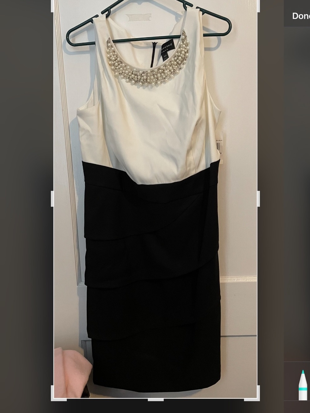 Connected Woman Two-Tone Pearl Neck Sheath Dress - White/Black